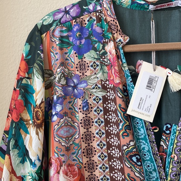 Johnny Was 100% silk Hari tunic top - Picture 9 of 10